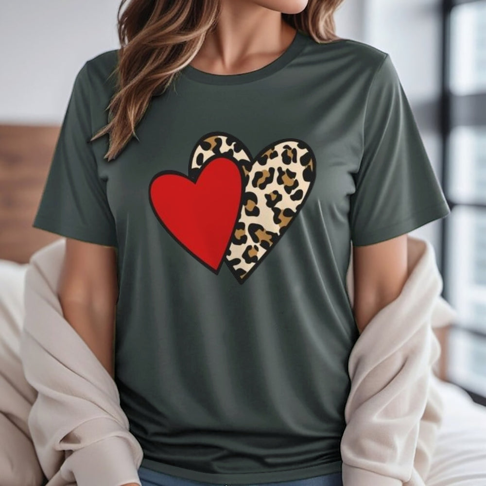 Women Love Leopard Heart Valentine's Day Print  Graphic T-shirt