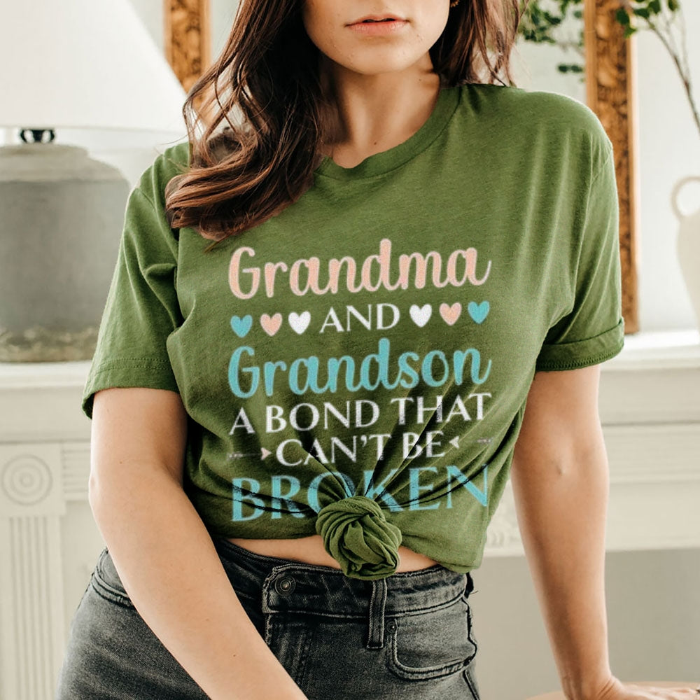 Women Grandma and Grandson A Bond That Can't Be Broken Print Graphic T-shirt