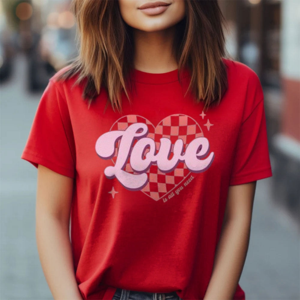 Women Love Pink Heart Valentine's Day Print  Graphic T-shirt