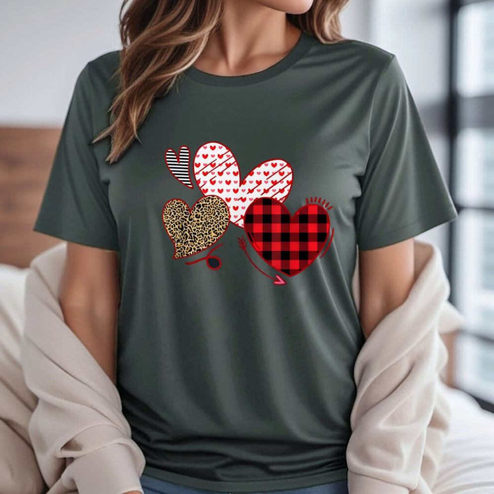 Women Love Leopard Heart Valentine's Day Print Graphic T-shirt