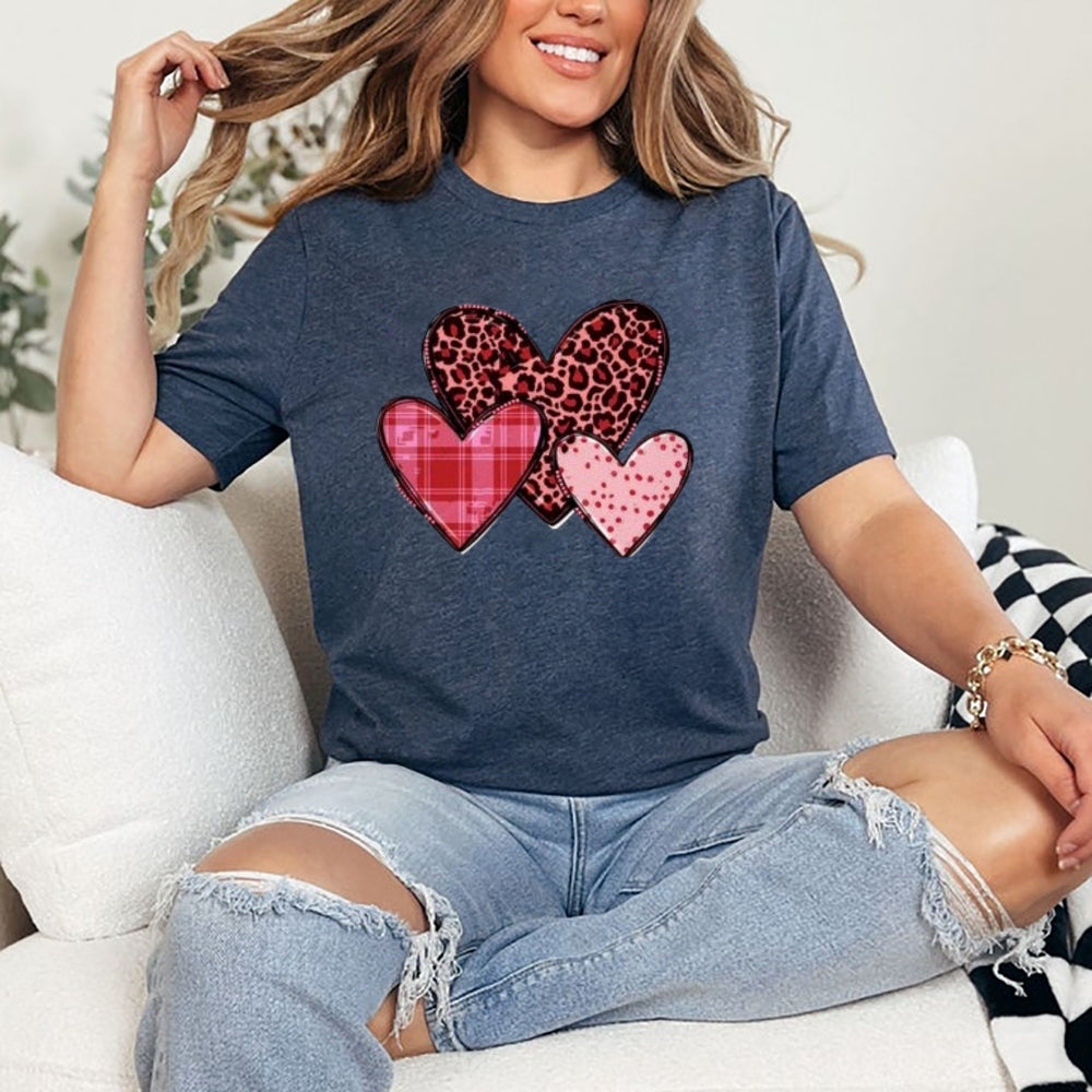 Women Love Leopard Heart Valentine's Day Print Graphic T-shirt