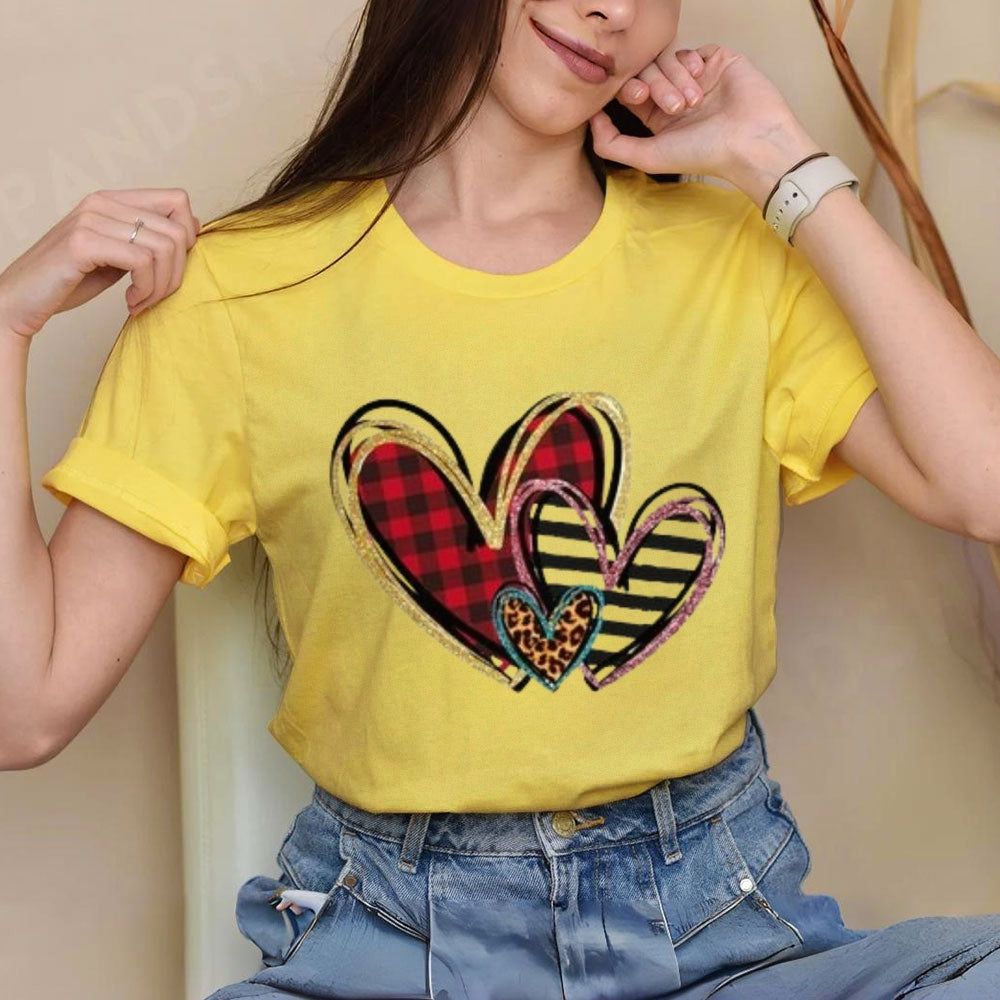 Women Love Leopard Heart Valentine's Day Print  Graphic T-shirt