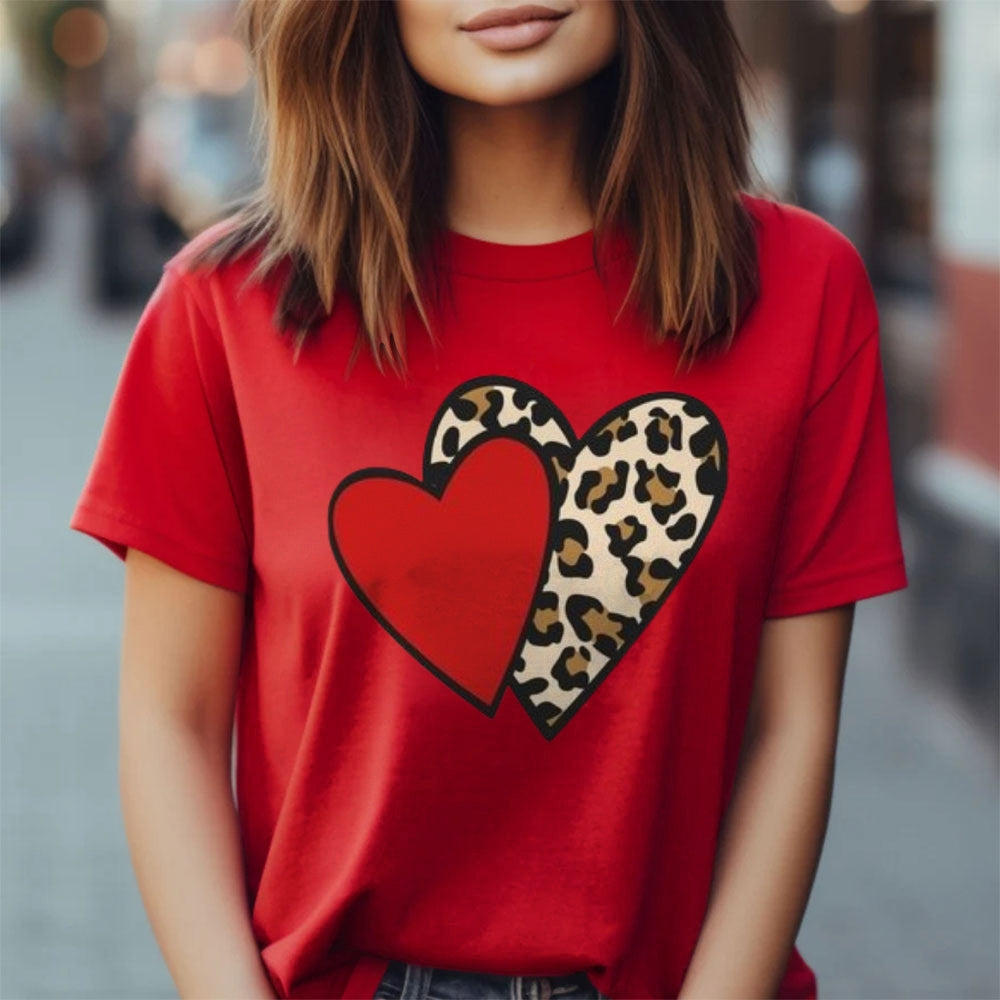 Women Love Leopard Heart Valentine's Day Print  Graphic T-shirt