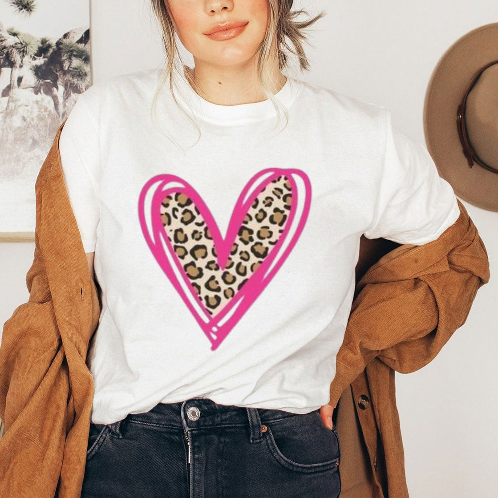 Women Love Leopard Heart Valentine's Day Print  Graphic T-shirt