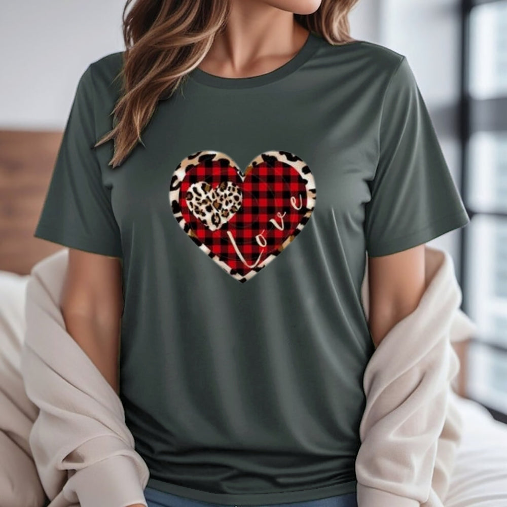 Women Love Leopard Heart Valentine's Day Print  Graphic T-shirt