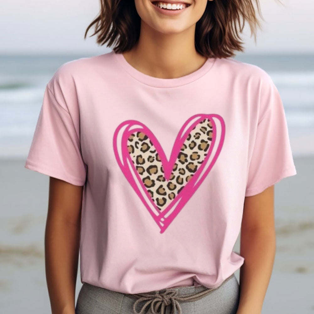 Women Love Leopard Heart Valentine's Day Print  Graphic T-shirt