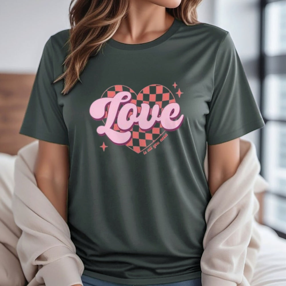 Women Love Pink Heart Valentine's Day Print  Graphic T-shirt