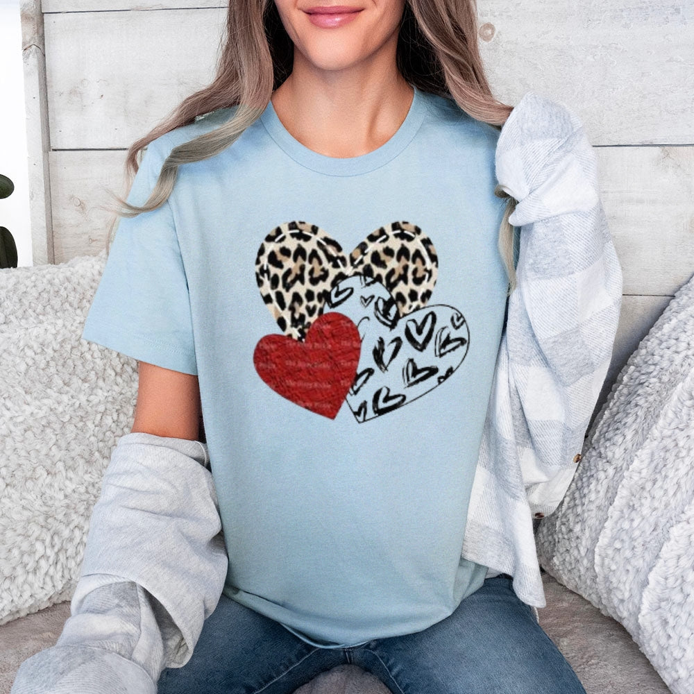 Women Love Leopard Heart Valentine's Day Print Graphic T-shirt