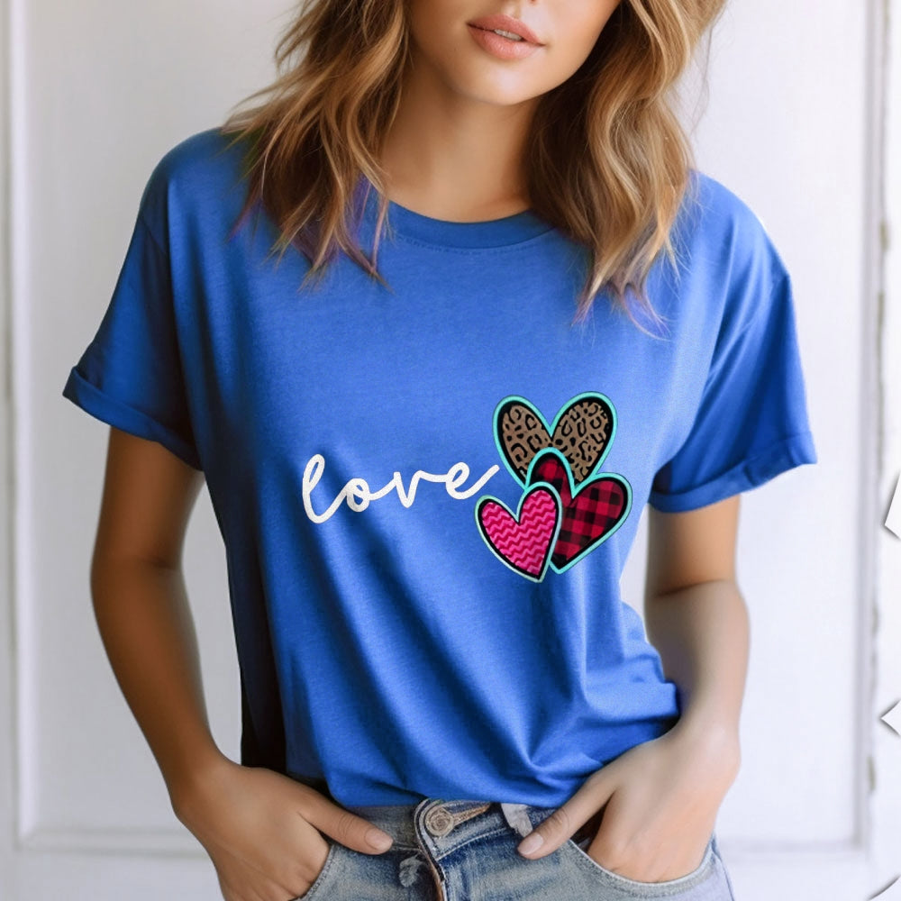 Women Love Leopard Heart Valentine's Day Print  Graphic T-shirt