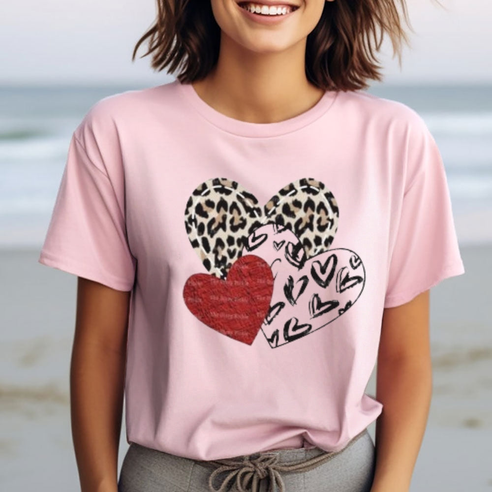 Women Love Leopard Heart Valentine's Day Print Graphic T-shirt