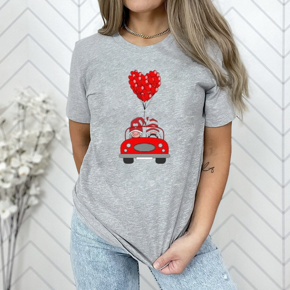 Women Love Red Heart Valentine's Day Print  Graphic T-shirt