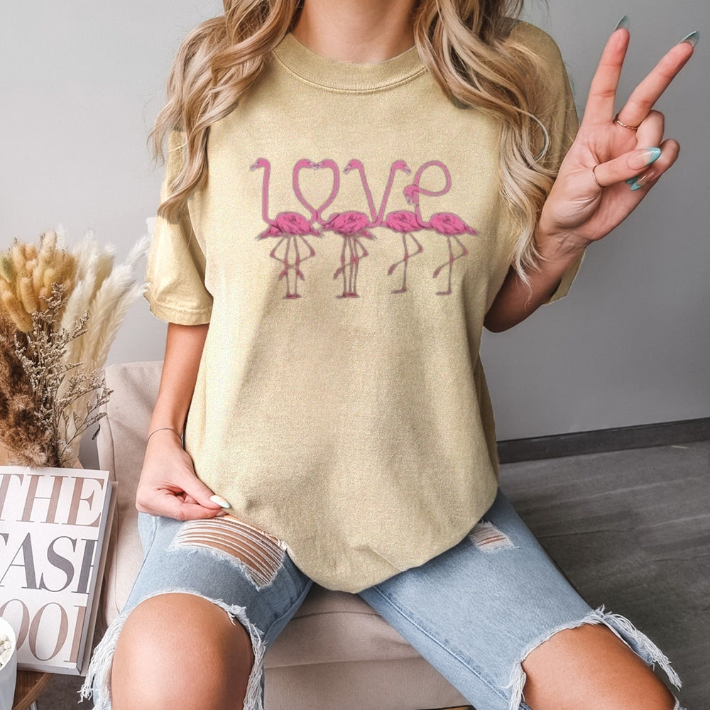 Women Love Flamingo For Valentine's Day Print Graphic T-shirt