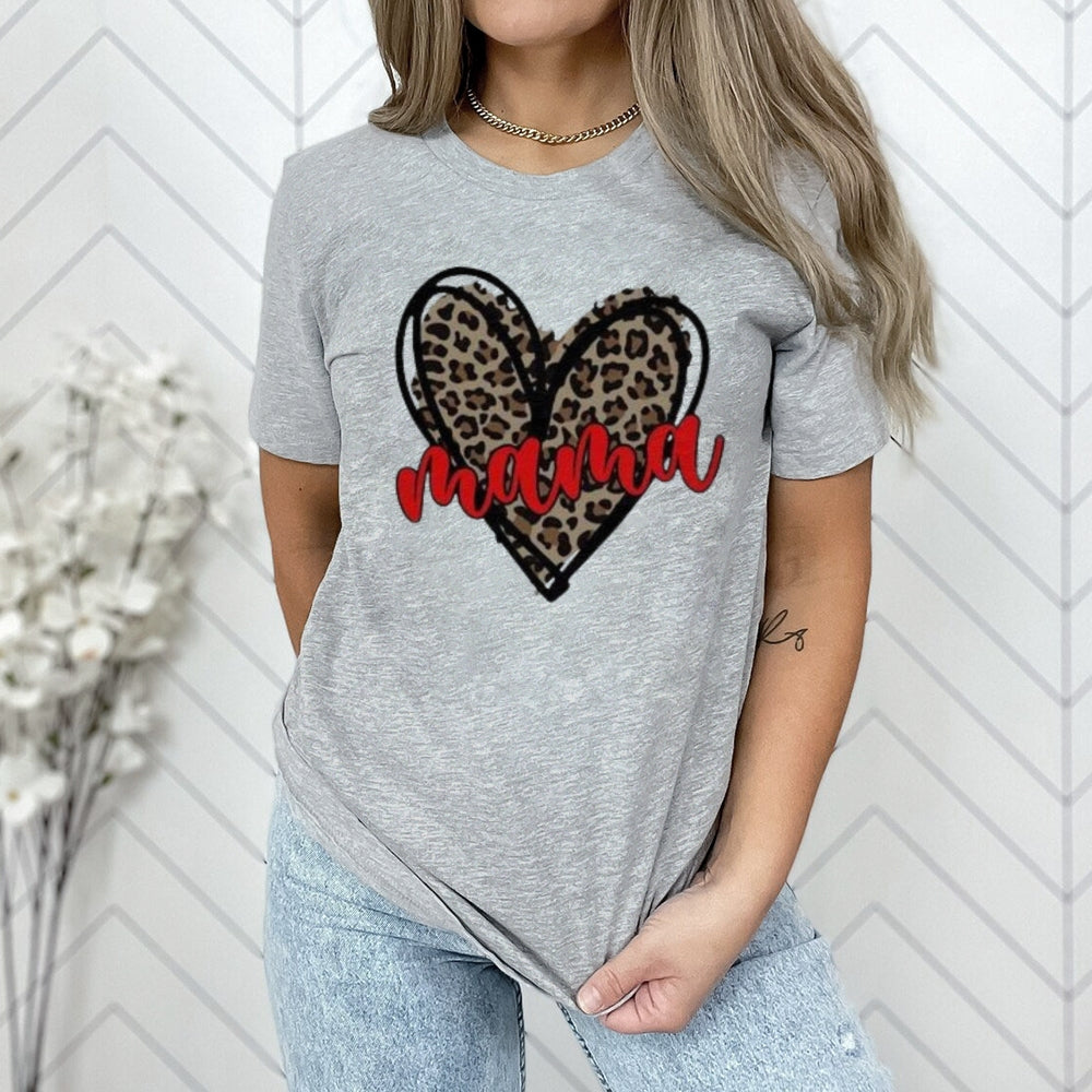 Women Love Leopard Heart Valentine's Day Print  Graphic T-shirt