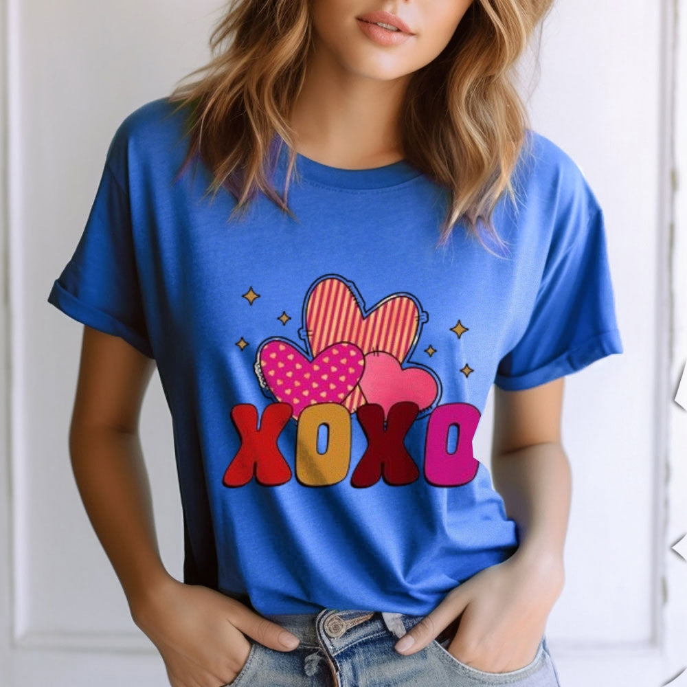 Women Love Red Heart Valentine's Day Print Graphic T-shirt