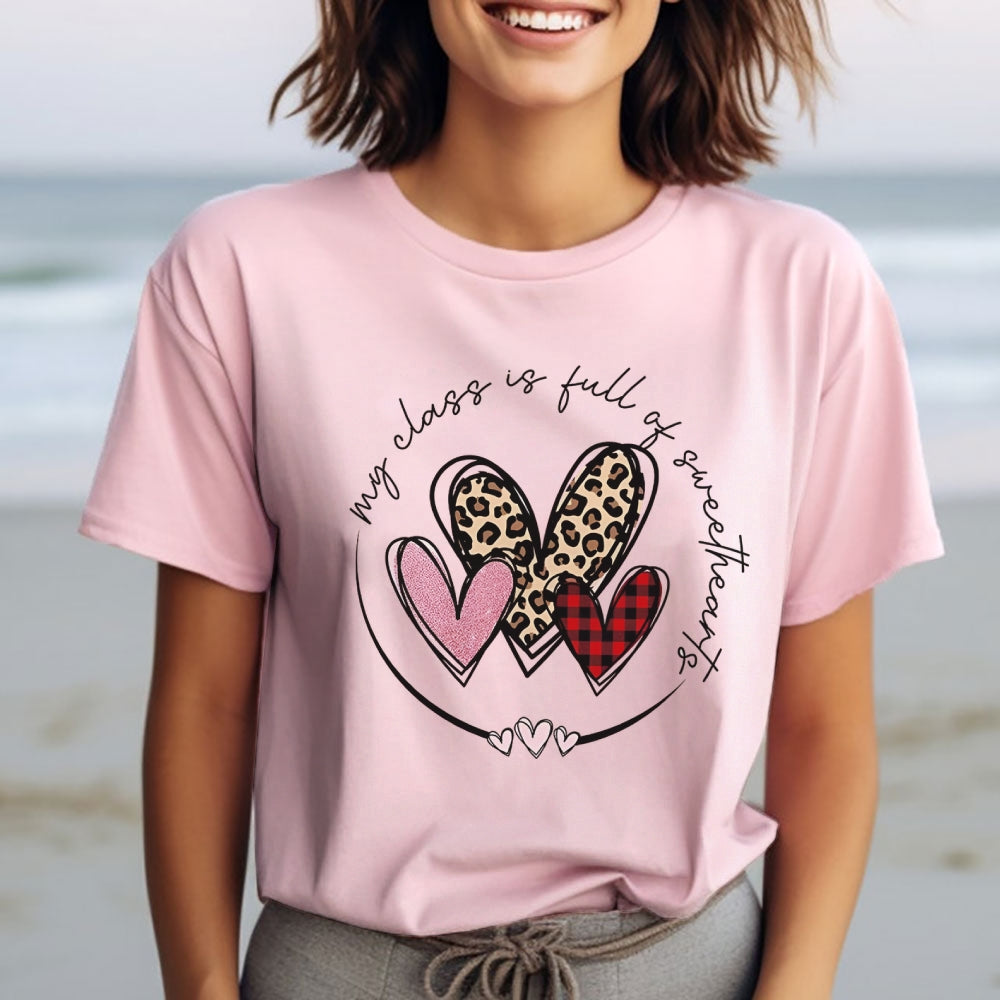 Women Love Leopard Heart Valentine's Day Print  Graphic T-shirt